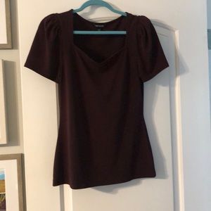 Burgundy express top